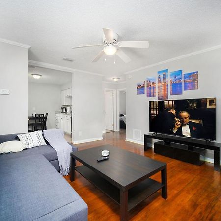 King Bedroom 2Bed1Bath Sleeps 4 Close To Town Center Downtown Beach Mayo Clinic Джэксонвиль Экстерьер фото
