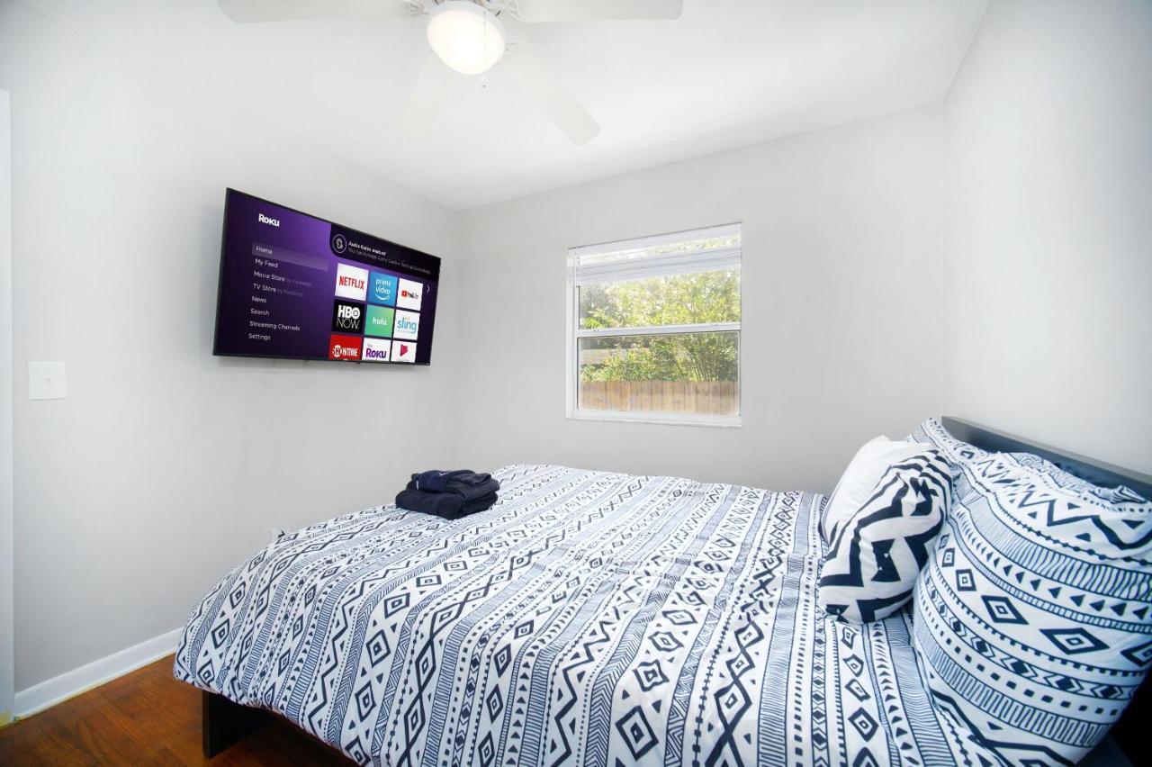King Bedroom 2Bed1Bath Sleeps 4 Close To Town Center Downtown Beach Mayo Clinic Джэксонвиль Экстерьер фото